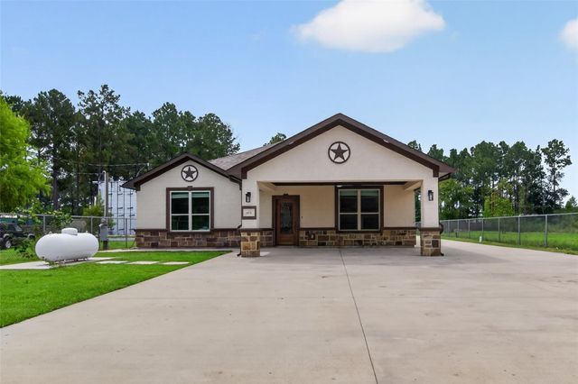432 County Road 3479a, Cleveland, TX 77327