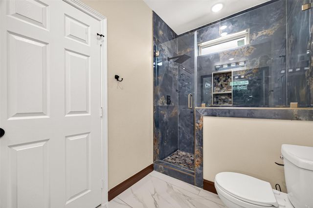 432 County Road 3479a, Cleveland, TX 77327