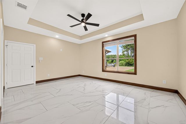 432 County Road 3479a, Cleveland, TX 77327