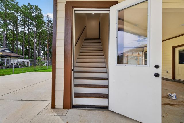 432 County Road 3479a, Cleveland, TX 77327