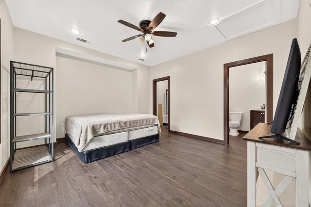 432 County Road 3479a, Cleveland, TX 77327
