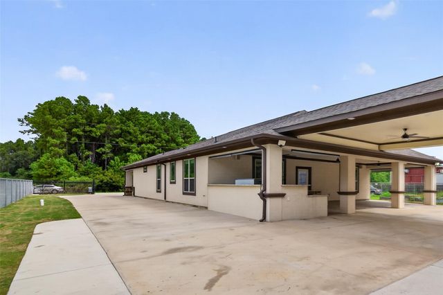 432 County Road 3479a, Cleveland, TX 77327