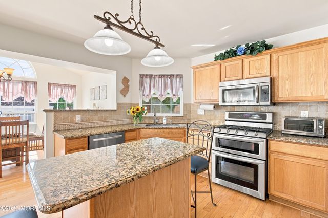 44 Pitch Pine Lane, Howell, NJ 07731
