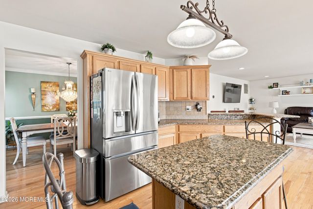 44 Pitch Pine Lane, Howell, NJ 07731