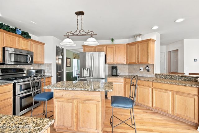 44 Pitch Pine Lane, Howell, NJ 07731
