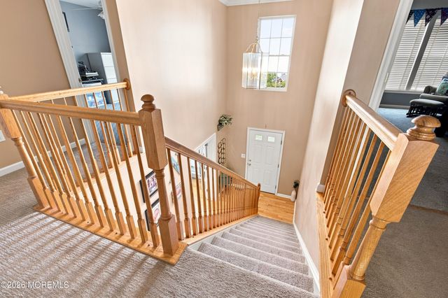 44 Pitch Pine Lane, Howell, NJ 07731