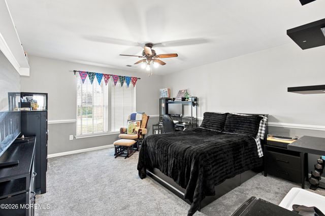 44 Pitch Pine Lane, Howell, NJ 07731