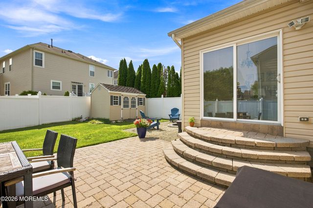 44 Pitch Pine Lane, Howell, NJ 07731