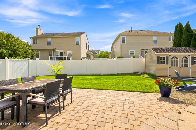 44 Pitch Pine Lane, Howell, NJ 07731
