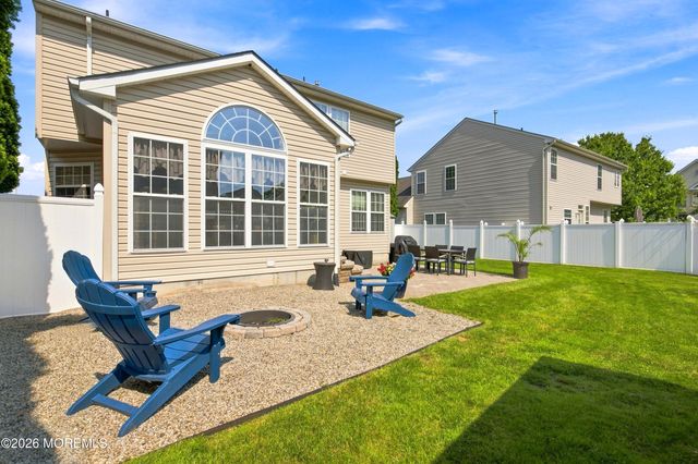 44 Pitch Pine Lane, Howell, NJ 07731