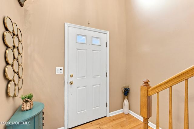 44 Pitch Pine Lane, Howell, NJ 07731