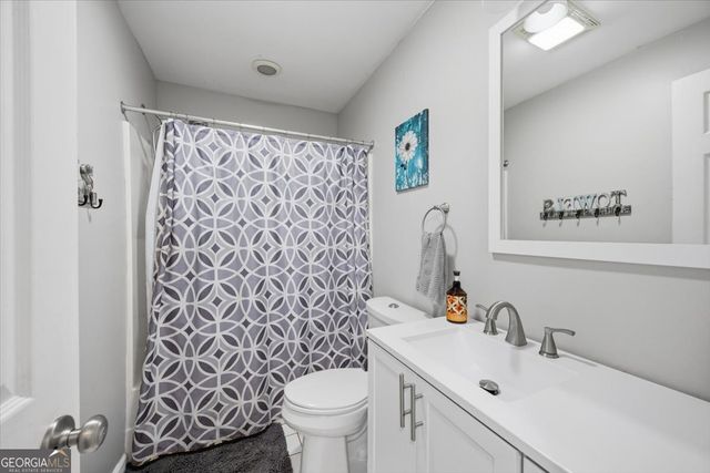 147 Savannah Drive, Gray, GA 31032