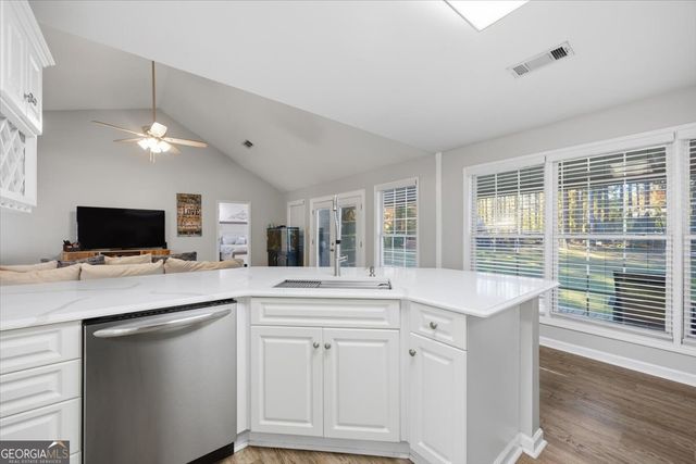 147 Savannah Drive, Gray, GA 31032