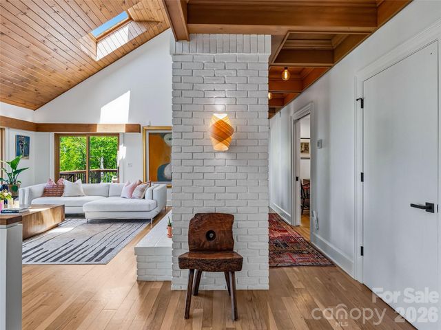 100 Big Spring Drive, Asheville, NC 28804