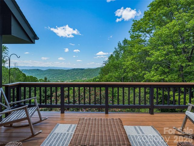 100 Big Spring Drive, Asheville, NC 28804