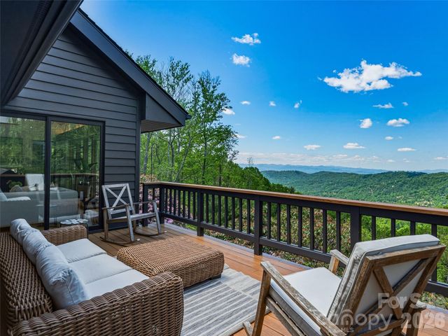 100 Big Spring Drive, Asheville, NC 28804