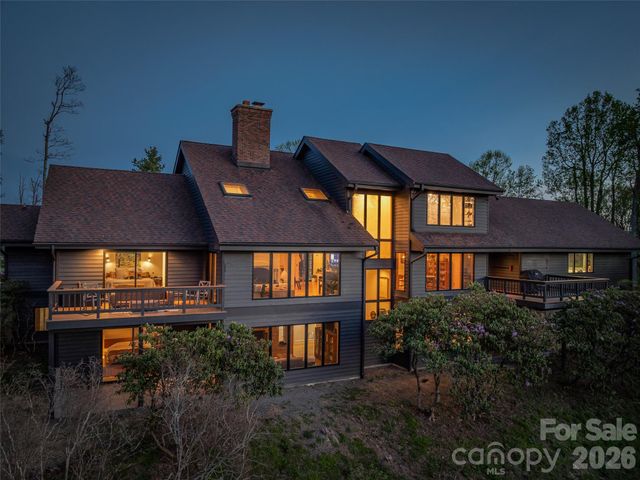 100 Big Spring Drive, Asheville, NC 28804