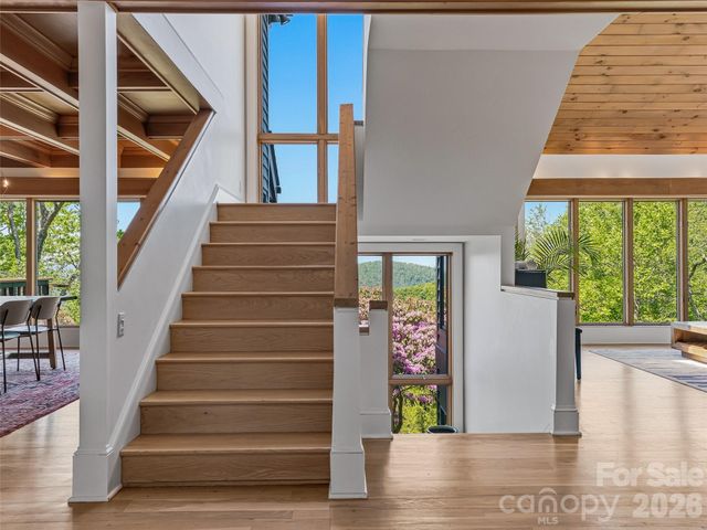 100 Big Spring Drive, Asheville, NC 28804