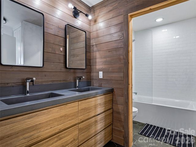 100 Big Spring Drive, Asheville, NC 28804