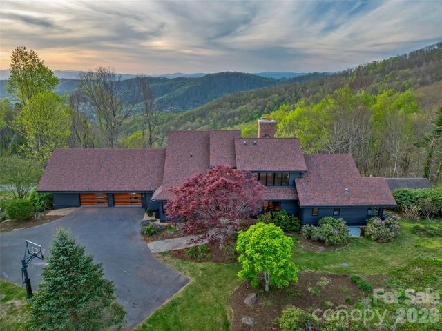 100 Big Spring Drive, Asheville, NC 28804
