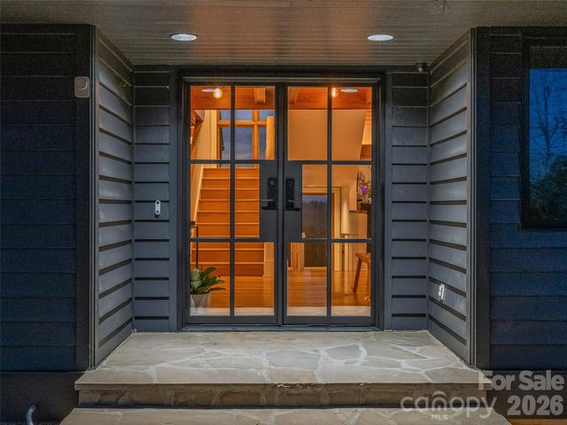 100 Big Spring Drive, Asheville, NC 28804
