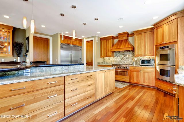 12110 Upper Heritage Circle, Anchorage, AK 99516