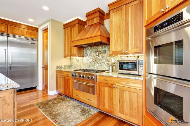 12110 Upper Heritage Circle, Anchorage, AK 99516