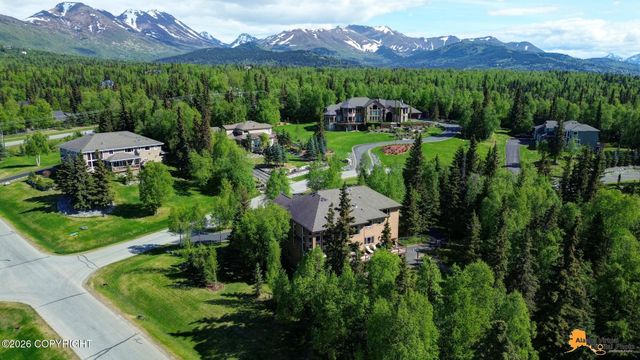 12110 Upper Heritage Circle, Anchorage, AK 99516