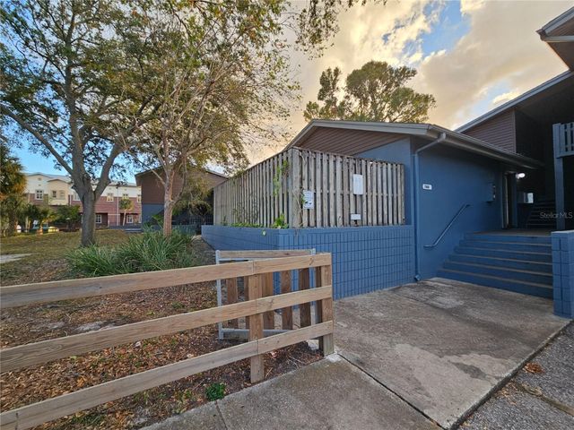 7610 W POWHATAN AVENUE 1, Tampa, FL 33615