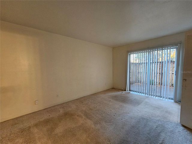 7610 W POWHATAN AVENUE 1, Tampa, FL 33615