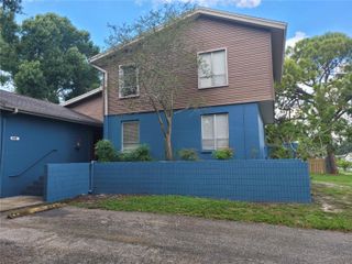 7610 W POWHATAN AVENUE 1, Tampa, FL 33615