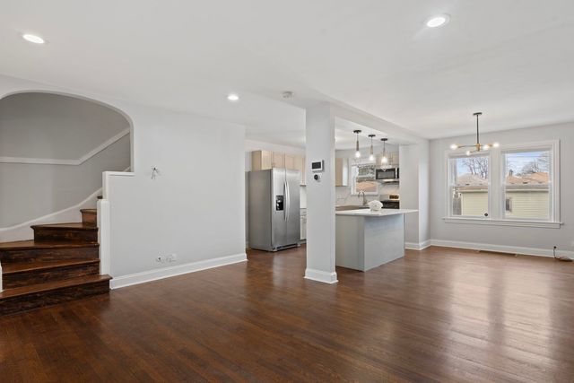 9534 S Avalon Avenue, Chicago, IL 60628