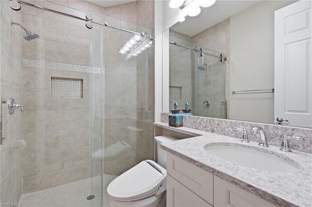 4204 Siderno CT, Naples, FL 34119