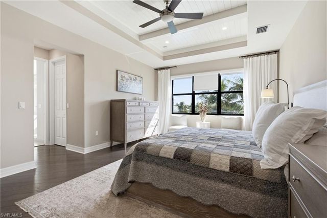 4204 Siderno CT, Naples, FL 34119