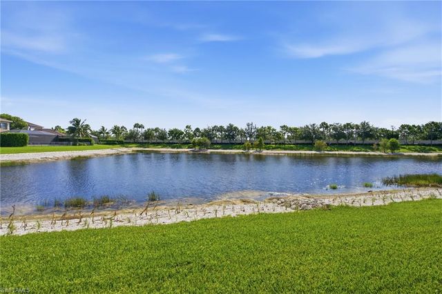 4204 Siderno CT, Naples, FL 34119