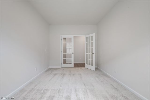 6811 Harrington Court Avenue NE, Canton, OH 44721