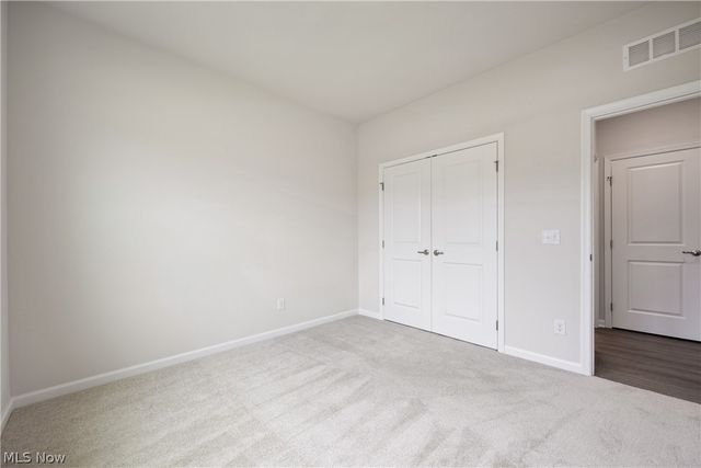 6811 Harrington Court Avenue NE, Canton, OH 44721