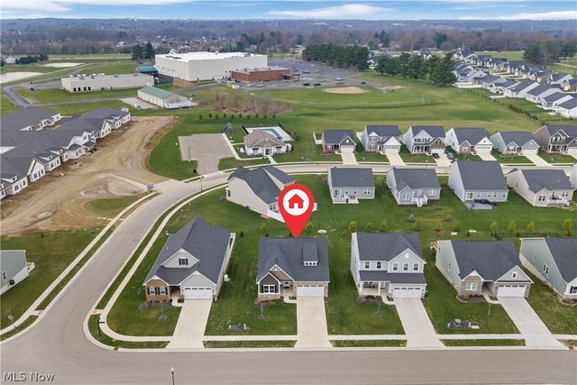 6811 Harrington Court Avenue NE, Canton, OH 44721