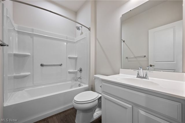6811 Harrington Court Avenue NE, Canton, OH 44721