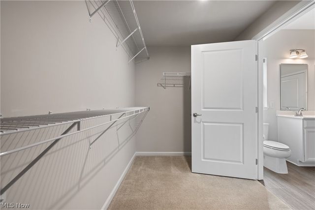 6811 Harrington Court Avenue NE, Canton, OH 44721
