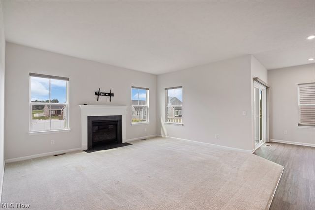 6811 Harrington Court Avenue NE, Canton, OH 44721