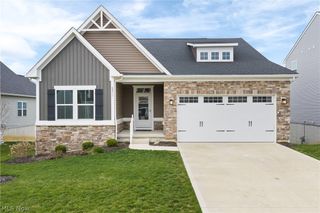6811 Harrington Court Avenue NE, Canton, OH 44721