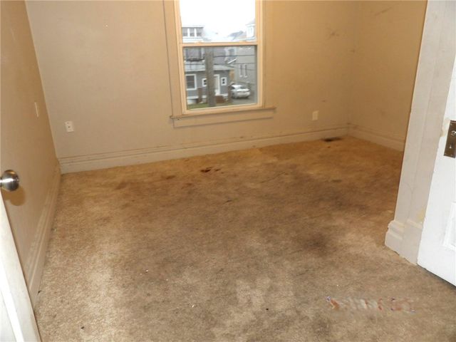 920 ADAMS STREET, New Castle, PA 16101