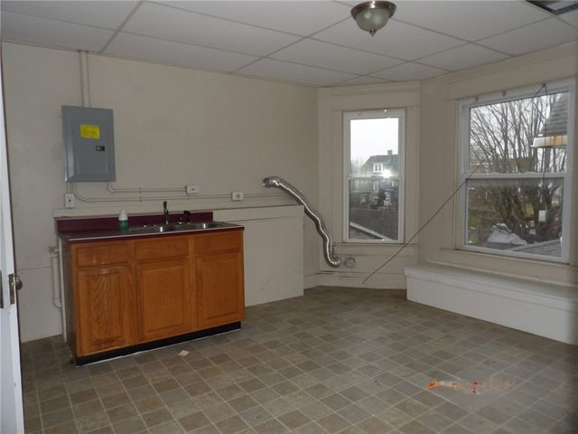 920 ADAMS STREET, New Castle, PA 16101