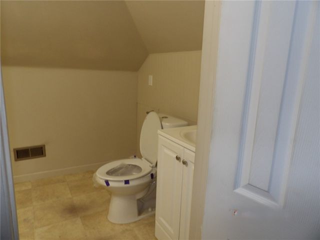 920 ADAMS STREET, New Castle, PA 16101