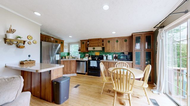 133 Cleveland Rd, Wartrace, TN 37183