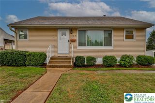 1557 Greenview Drive, Bethlehem City, PA 18018