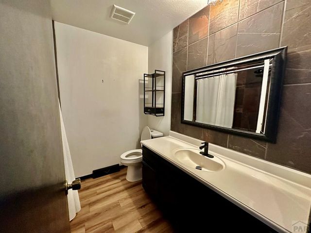 439 S Arriba Dr, Pueblo West, CO 81007