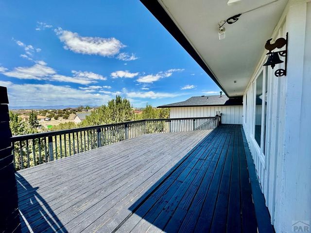 439 S Arriba Dr, Pueblo West, CO 81007