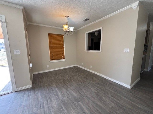 100 Lynn Lane, Mount Vernon, TX 75457